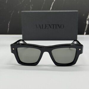 NEW XXII VLS-106A VALENTINO SUNGLASSES BLACK UNISEX EYEWEAR VALENTINO